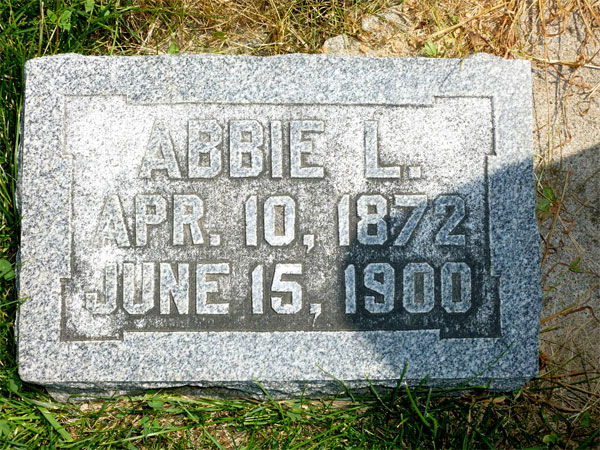 Headstone of Abbie Louise Snook (née Willett)
