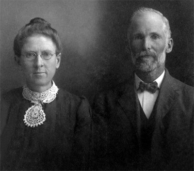 Margaretta & George Otis, December 1906