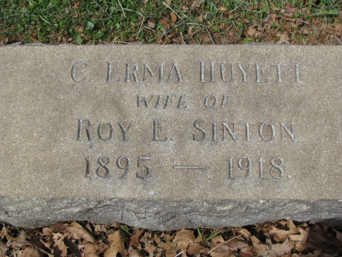 Headstone of Catharine Erma Sinton (née Huyett) 1895 - 1918