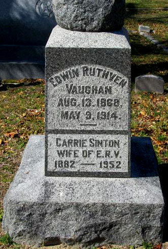 Headstone of Carrie Beattie Vaughan (née Sinton) 1882 - 1952, image 2