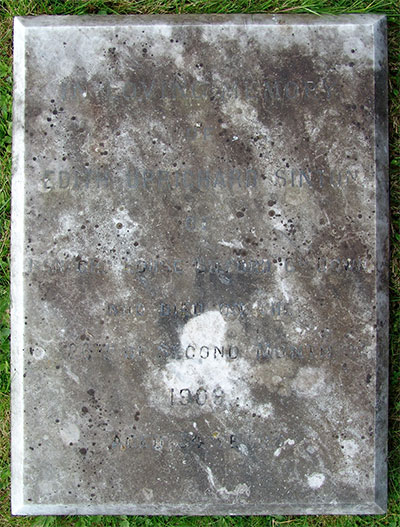 Headstone of Edith Uprichard Sinton (née Woods) 1875 - 1909