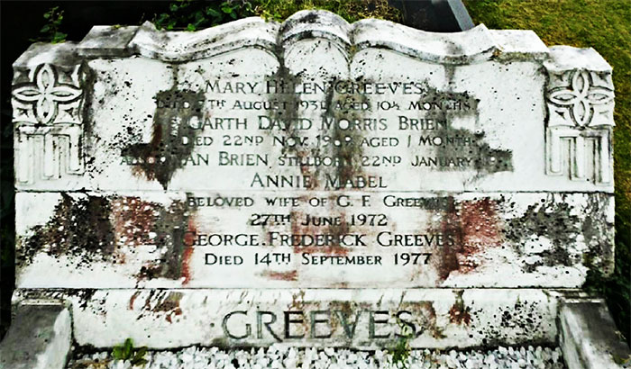 Headstone of Mary Helen Greeves 1930 - 1931