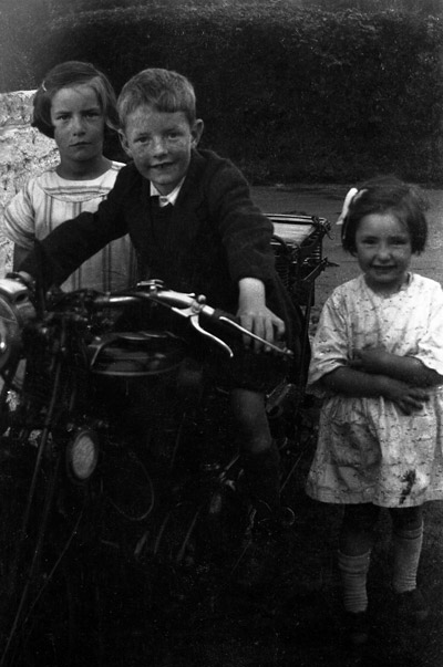 Ruby, Bobby and Mabel Speers circa 1929