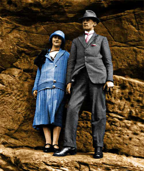 Sarah Sinton (1907 - 1934) and brother Robert (1901 - 1962)