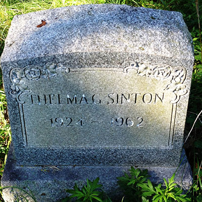 Headstone of Thelma Grace Sinton 1924 - 1962
