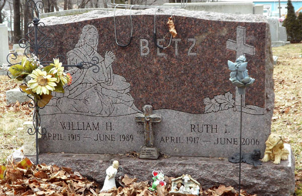 Headstone of William Henry Betz 1915 - 1989